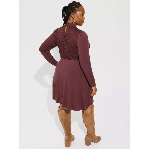 NWT Torrid Plus Size Plum Lace Mock Neck Long Sleeve Fit & Flare Dress Size 1 - Picture 3 of 6